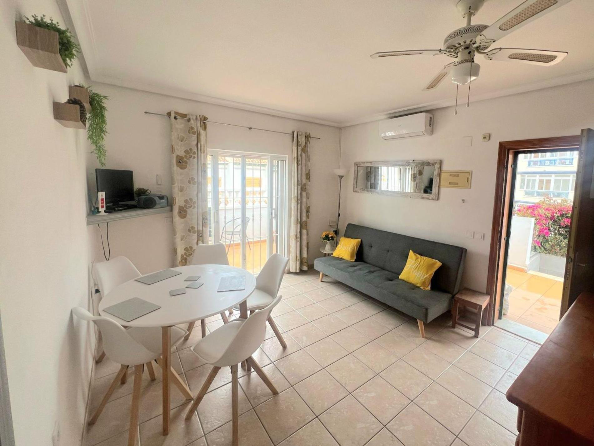 Lovely Apartment Near The Beach In Sunny La Mata Torrevieja Zewnętrze zdjęcie
